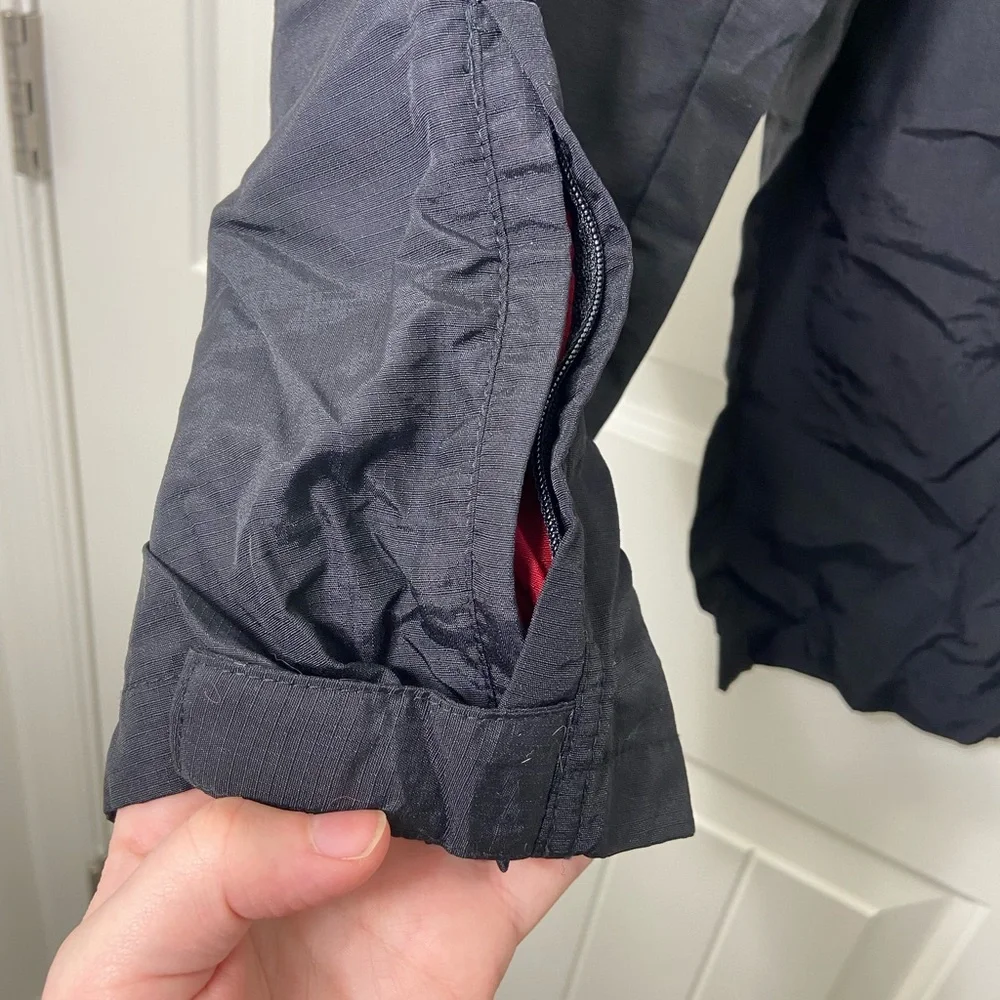 NWOT Old Navy kid’s black adjustable waist belted snow pants outside play size 7